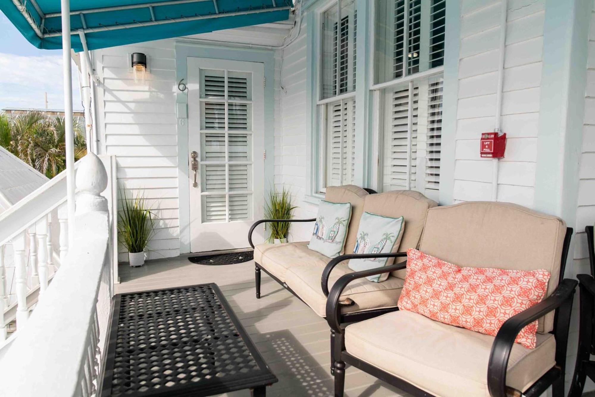 Southernmost Point Guest House & Garden Bar Key West Zewnętrze zdjęcie